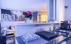 Luxury Suite 2 Min Dal Politeama - Free Parking